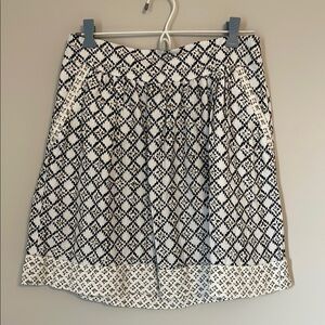 NWT Loft skirt with pockets, size 6 petite